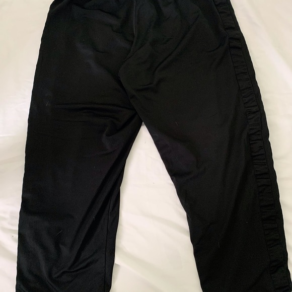 Nike Workout/basketball pants for women! - Picture 2 of 6